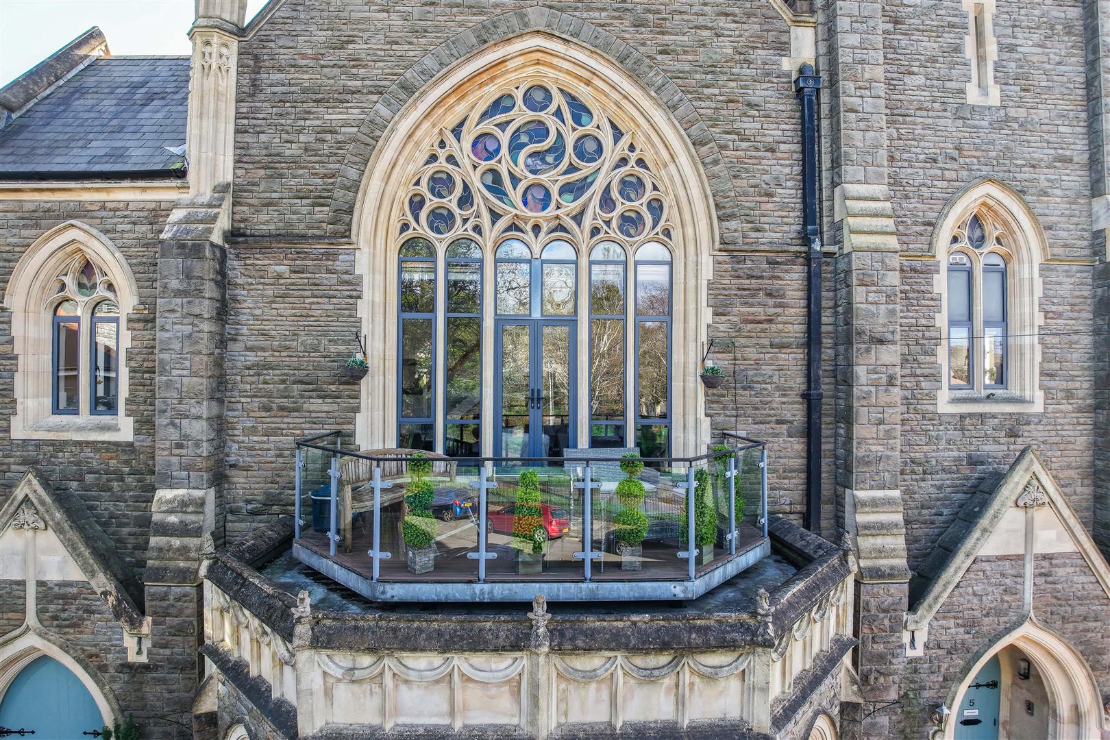 Castellum, 5 Alcedonia, Albert Crescent, Penarth, CF64 1FB